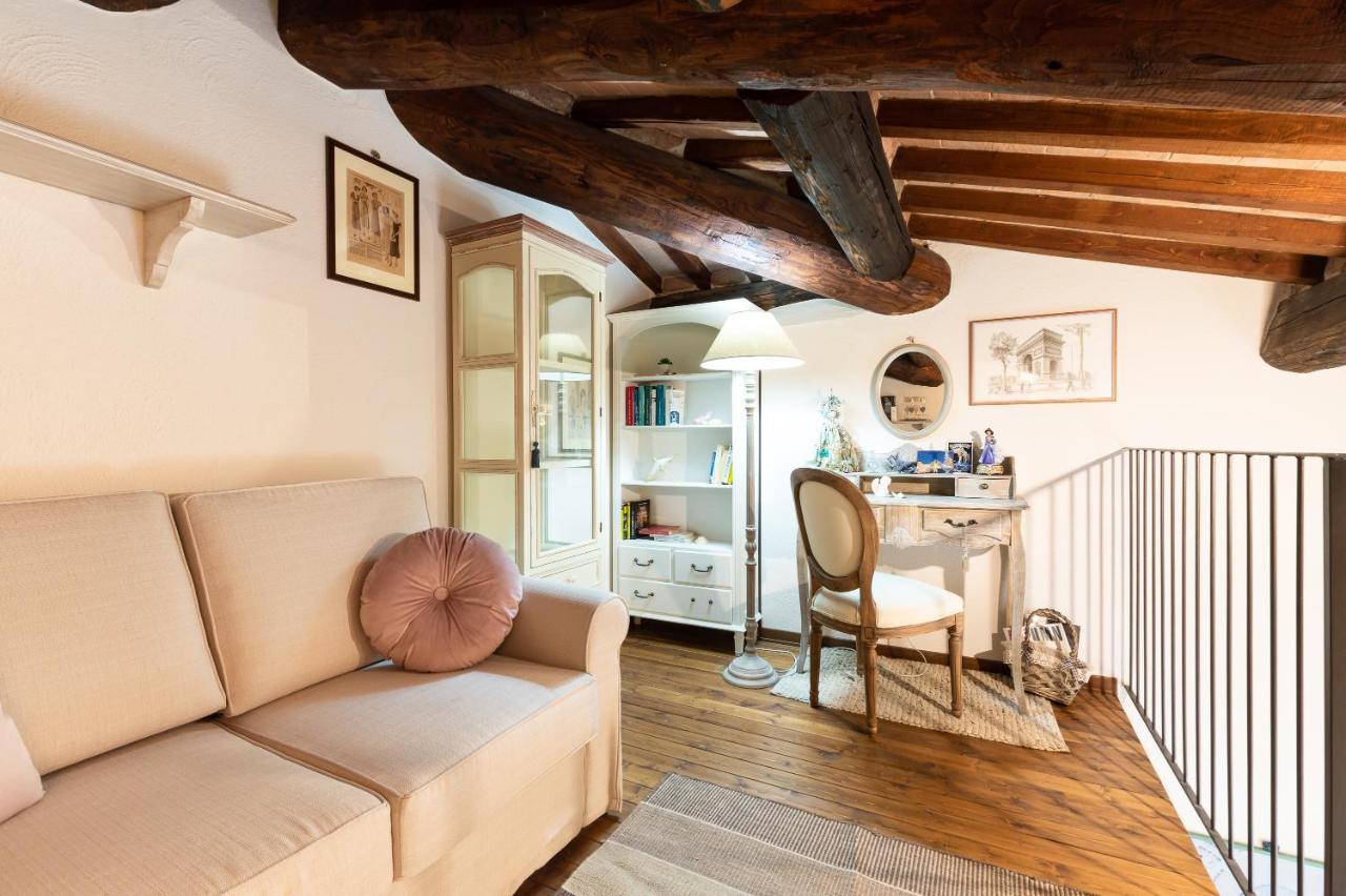 Tuscany Balcony: Crete Senesi Касетта Экстерьер фото