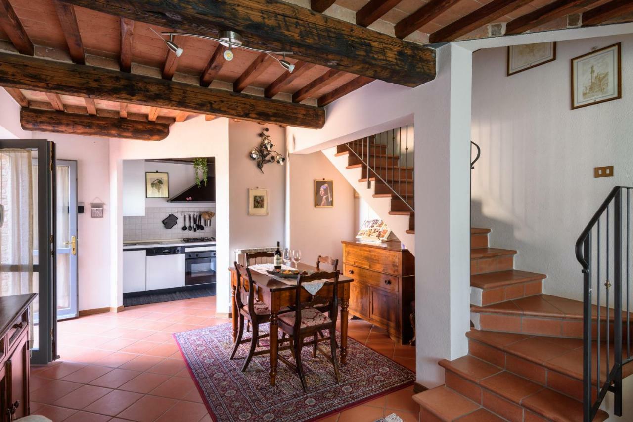 Tuscany Balcony: Crete Senesi Касетта Экстерьер фото