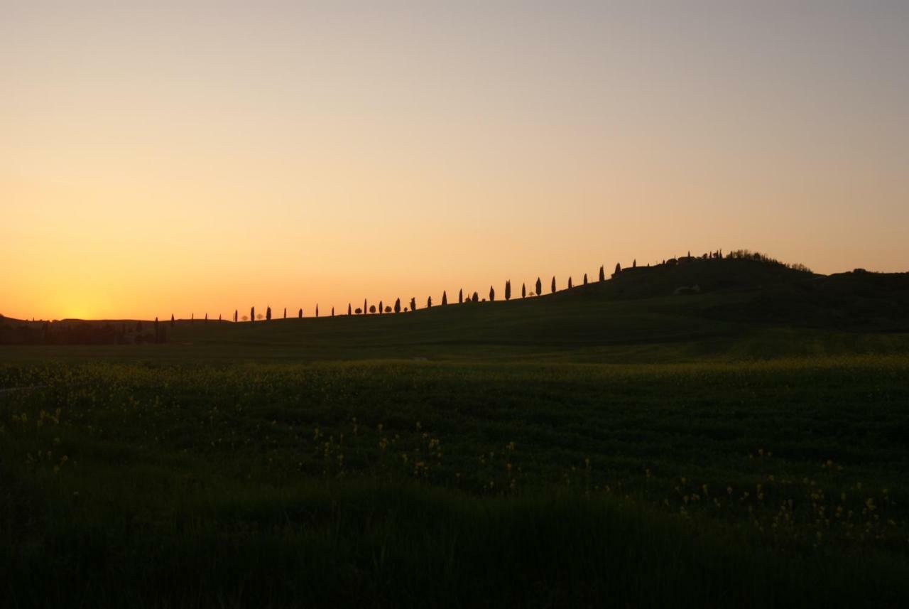 Tuscany Balcony: Crete Senesi Касетта Экстерьер фото